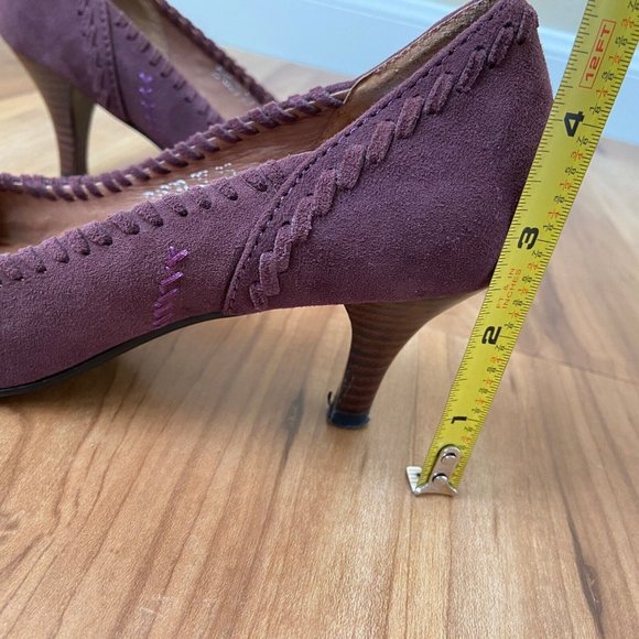 J J Designed In Italy Suede Purple Embroidered Heels Pump Size: 36 (US: 6) - Picture 9 of 10